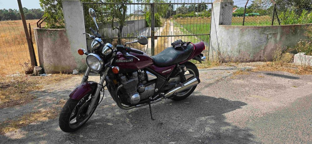 Kawasaki Zephyr 1100 (oportunidade para ter uma verdadeira cafe racer)