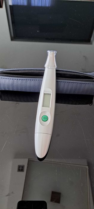 termometr na podczerwień do dokładnego badania temperatury z dna ucha