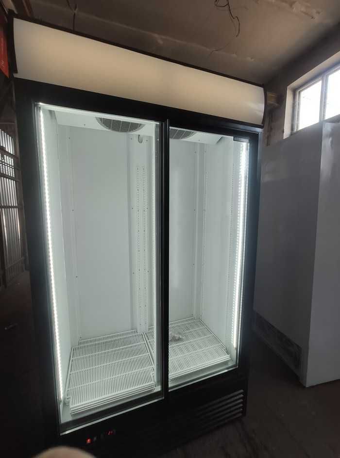 Холодильна шафа вітрина UBC SuperLarge N38 Сірий, стан супер. Гарантія