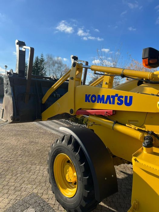 Koparko ładowarka Komatsu wb93r 2 cena brutto
