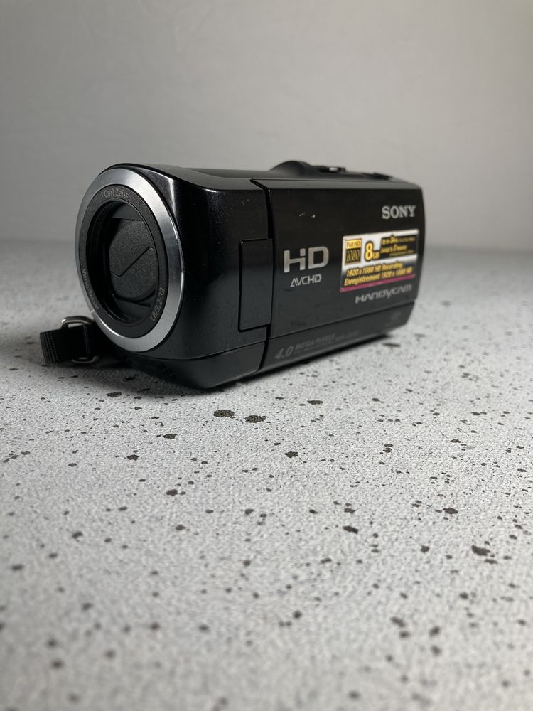 Sony HDR CX105 - FullHD/1080p/8Gb/розʼєм для карток Memory Stick