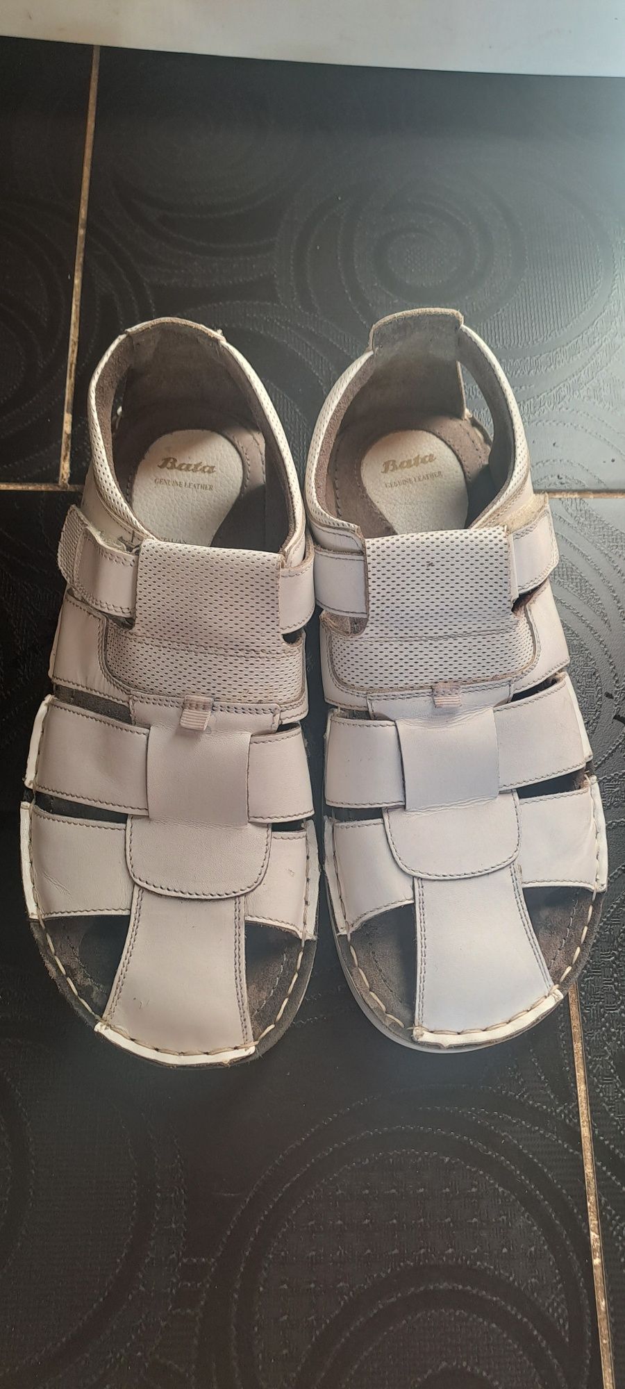 Чоловічі сандалі Bata