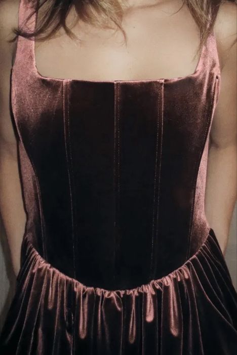 Нова оксамитова сукня Zara xs