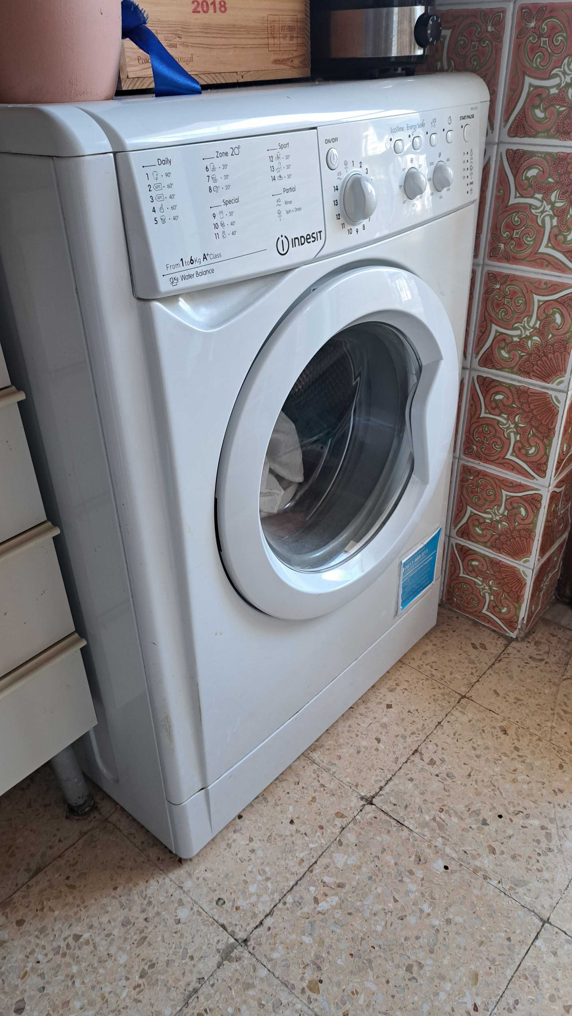 Máquina de lavar roupa