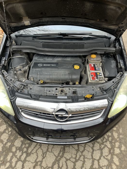 Продам Opel zafira b рестайлинг торг