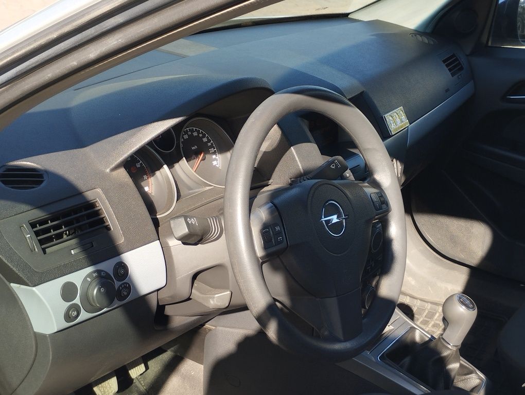 Opel Astra 1.6 2004