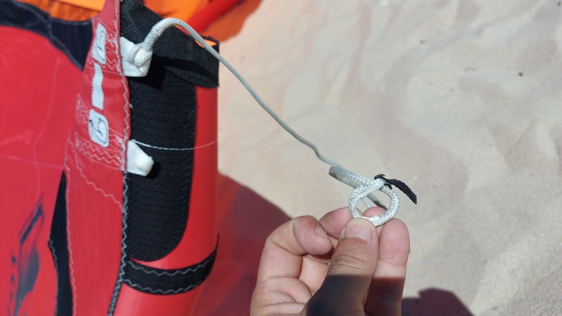 Kitesurf kite Naish pivot 2022 9M