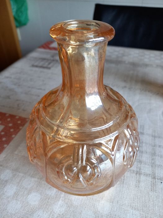 Garrafa e copo em vidro