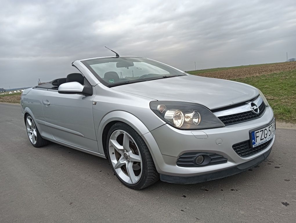 Opel Astra Cabrio 1.9 2007r super stan 190 tys