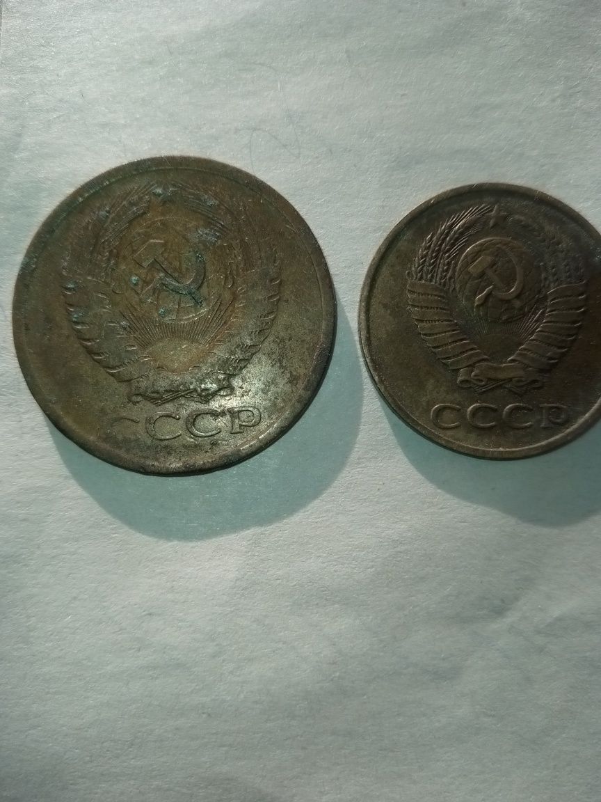Продам монеты  5 и 3 копейки