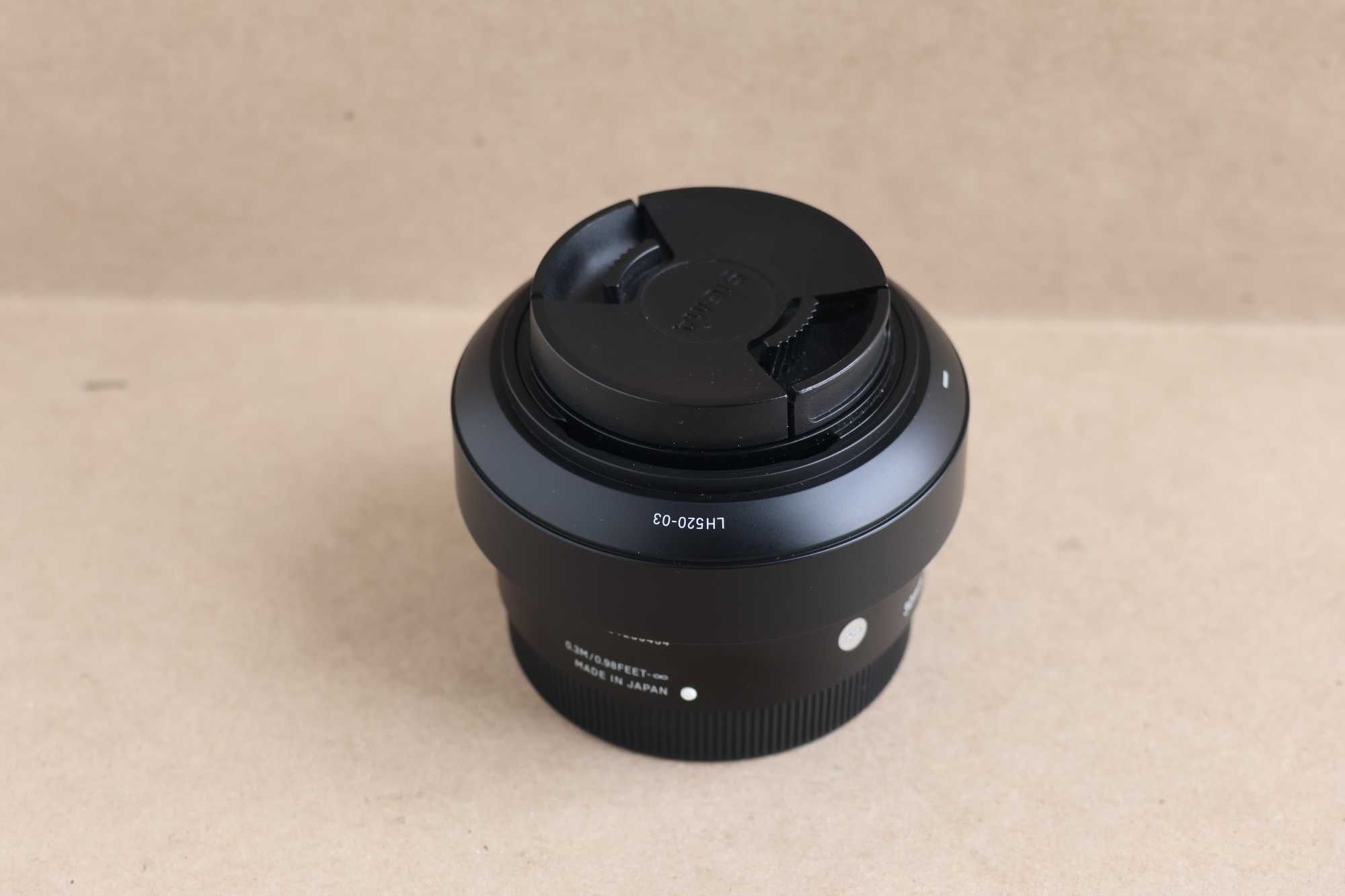 Lente Sigma 30mm f/2.8 DN ART para Câmeras Sony E-mount (APS-C)