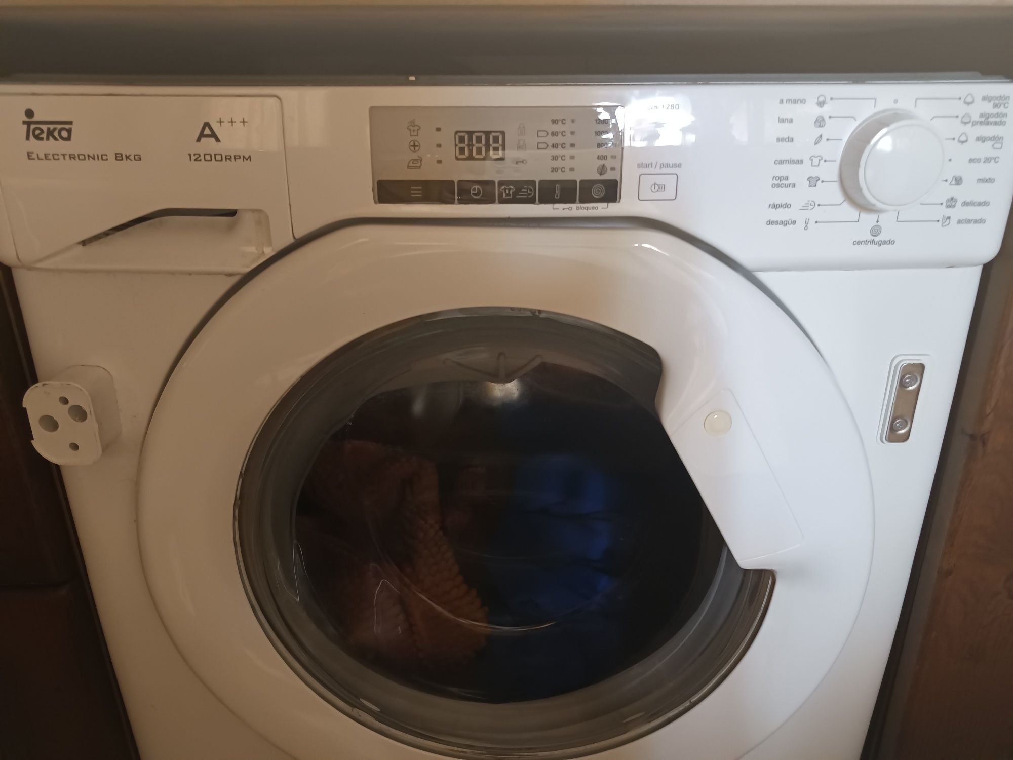 Máquina de lavar roupa de encastrar