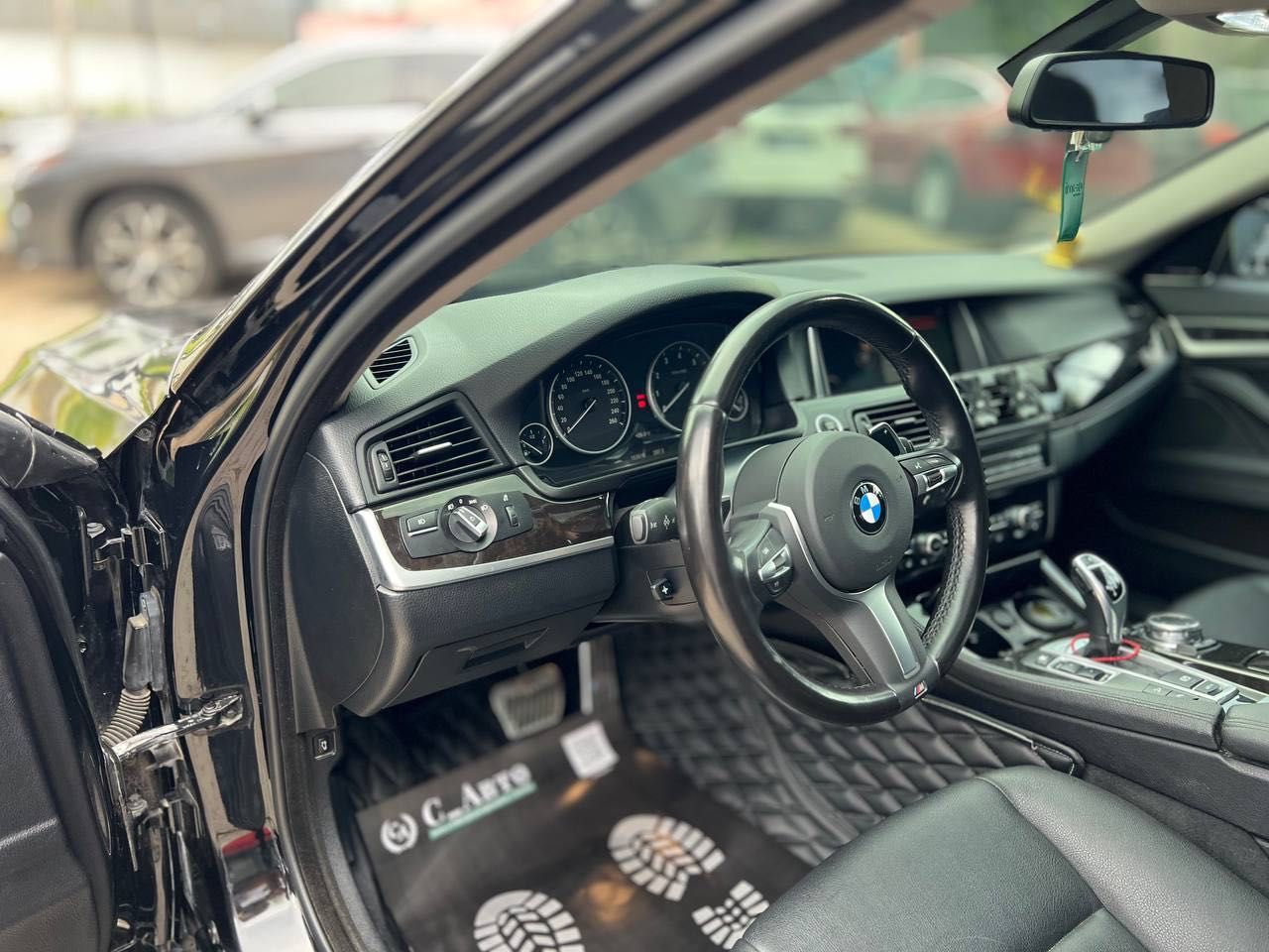 BMW 528 xDrive в кредит без АВАНСУ!!!