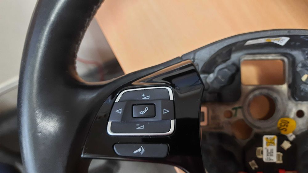 Руль Фольксваген Туарег, 2010 г