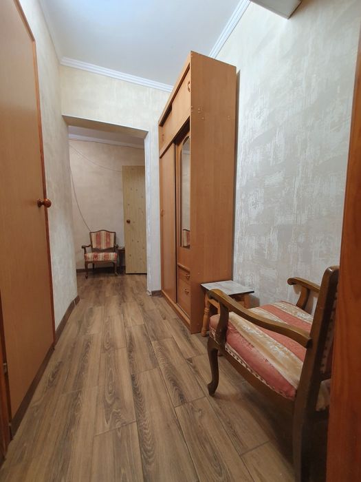 1к, Драгоманова 8а, 45м2, генератор, метро Позняки 15 мин