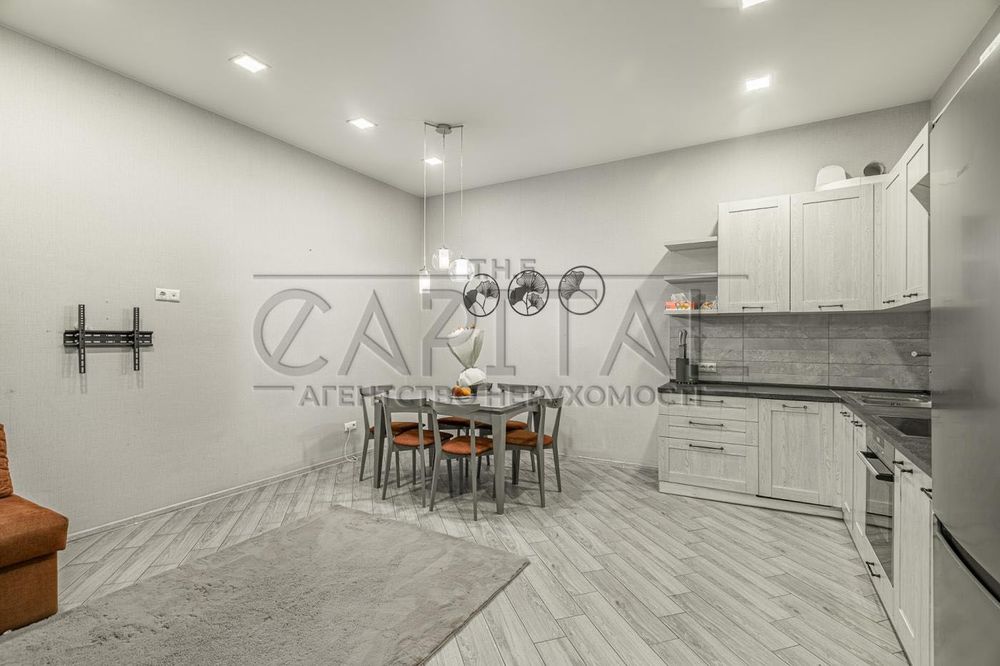 Автономний будинок: інвертор/ газ/ є укриття/ Чорнобилець/ Оболонь