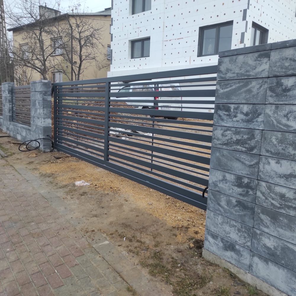 Montaż ogrodzeń Bramy Balustrady