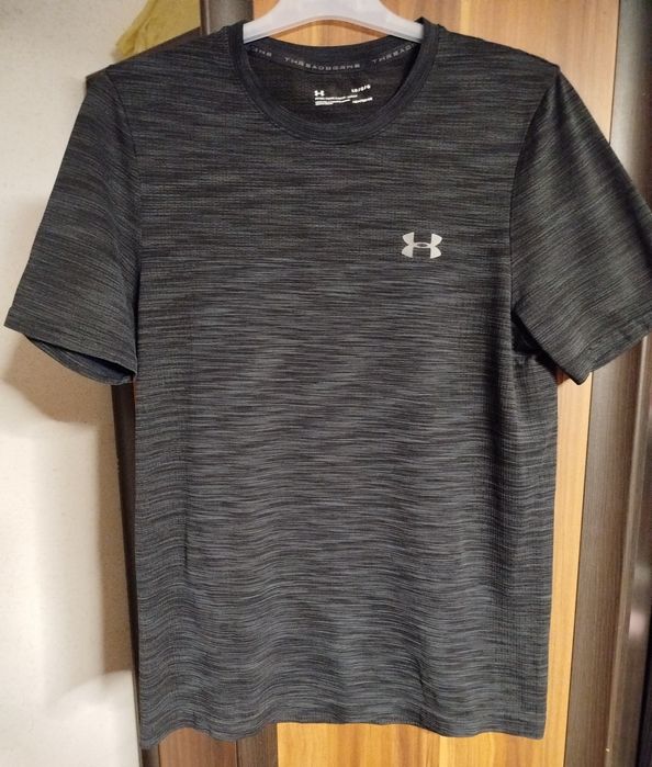 Koszulka męska Under Armour bezszwowa rozmiar L stan idealny