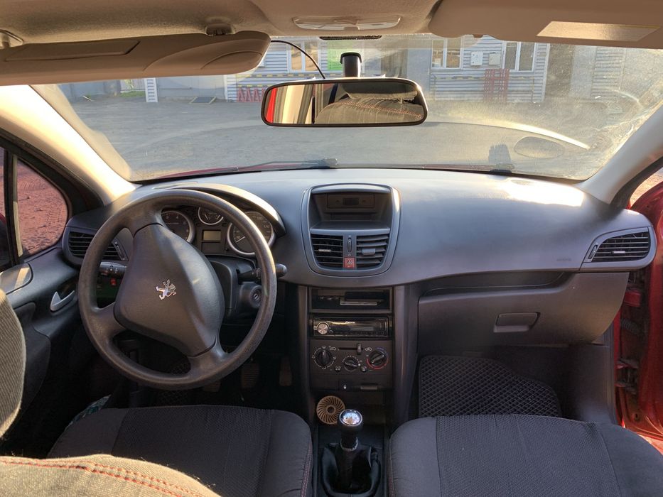 Peugeot 207 2006 р 1.4 пробіг 202
