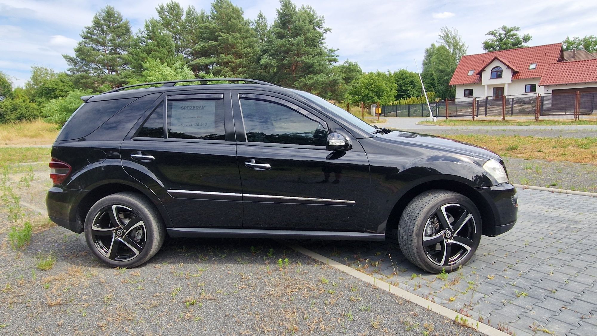 Mercedes-Benz ML W164
