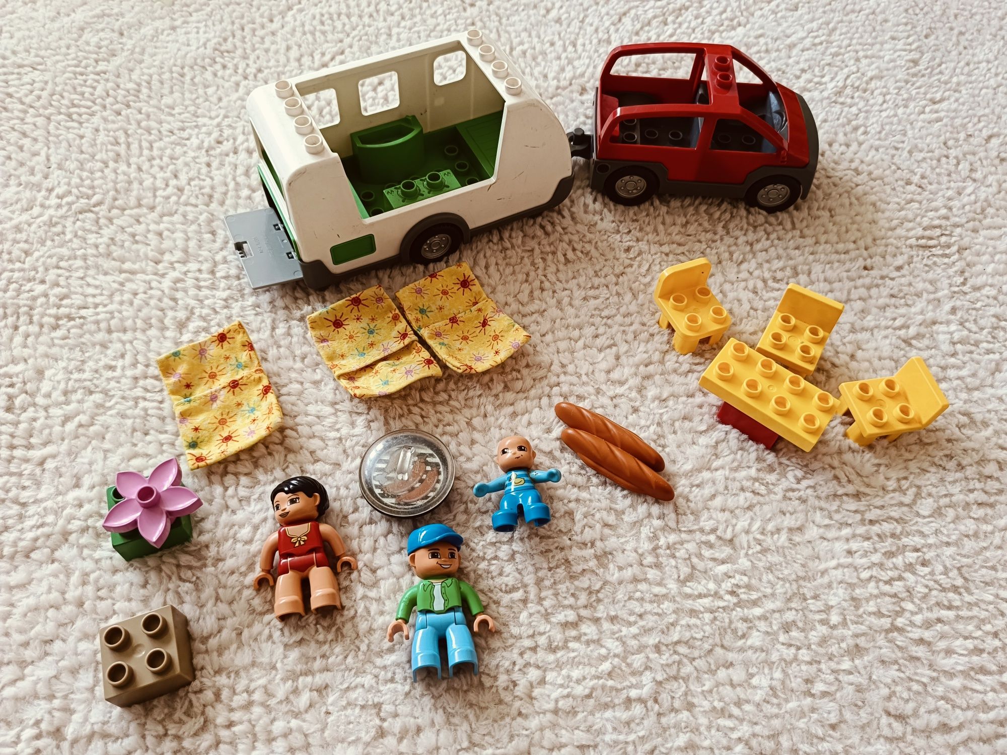 Zestaw LEGO Duplo 5655 Przyczepa kempingowa.