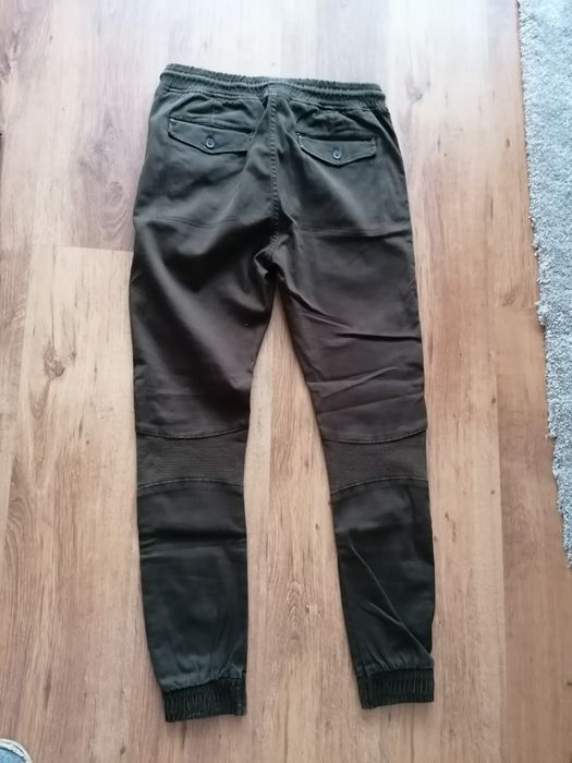 Spodnie męskie S ze streczem brązowe  10 zł