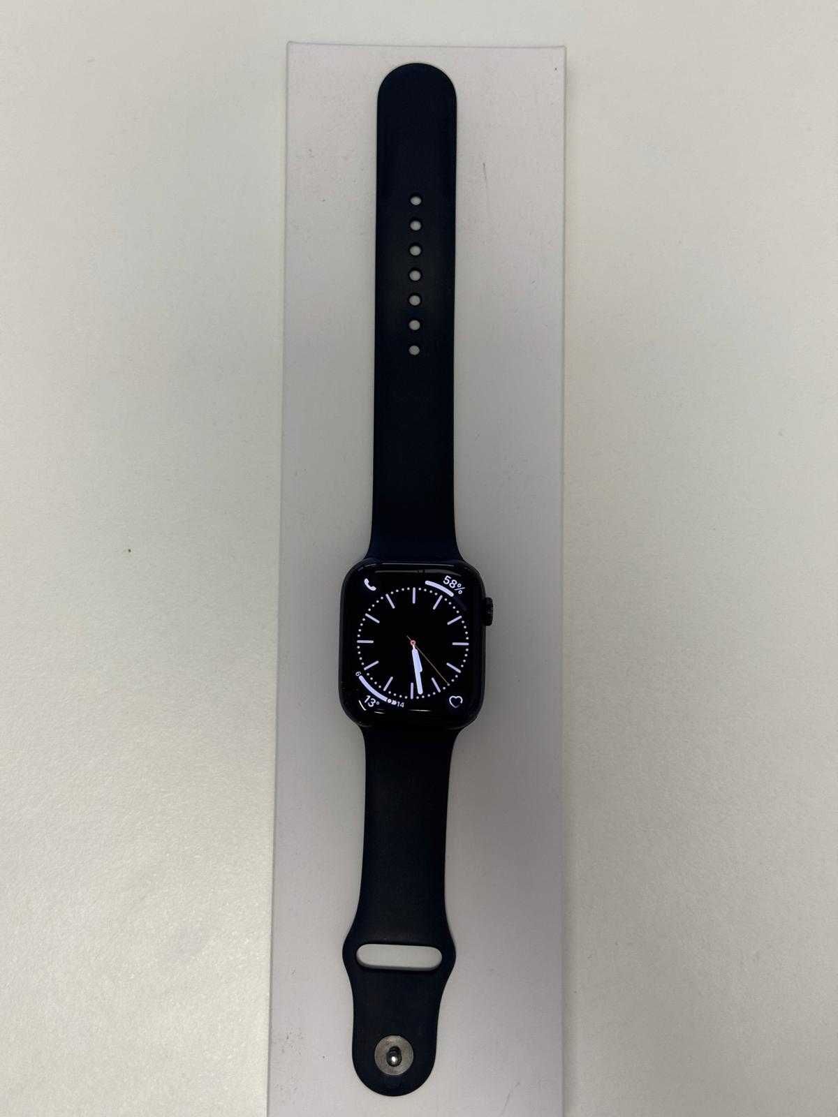 Apple Watch Series 7 (GPS + Cellular)