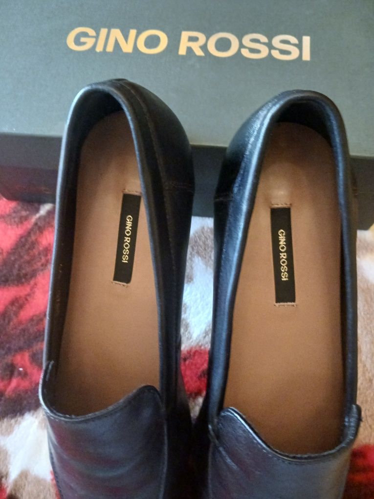Buty mokasyny  Gino Rossi rozmiar 39