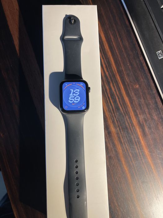 Apple Watch SE 44mm em otimo estado