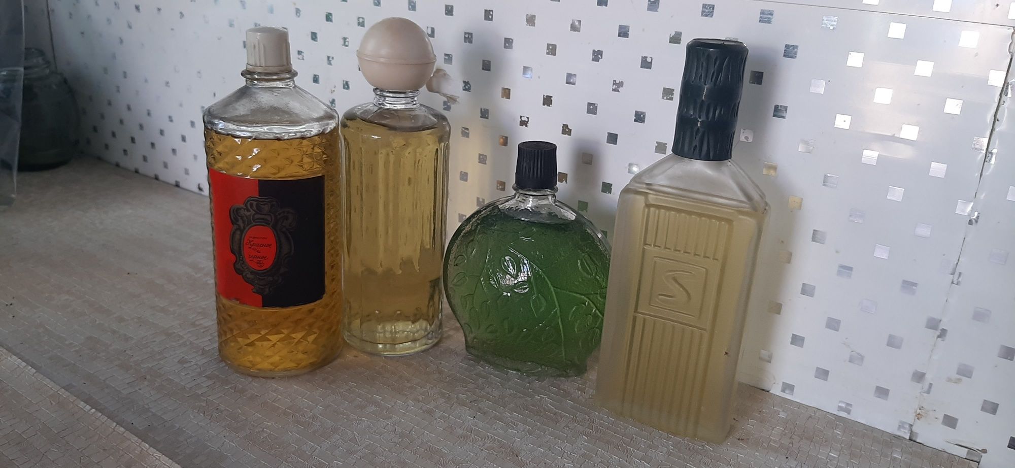 Одеколоны и духи  СССР  большой выбор,