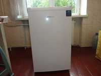 Продаєм холодильник Vestfrost CMR 085 W