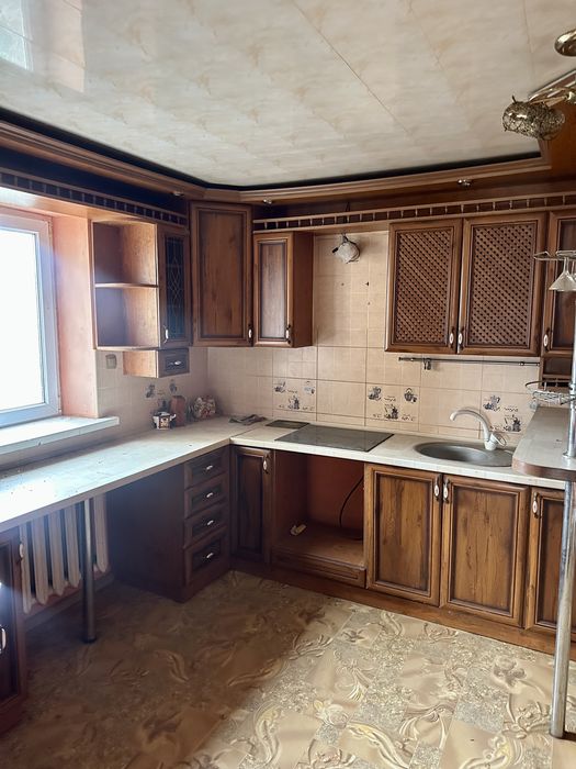 Продаж будинку с.Шарки