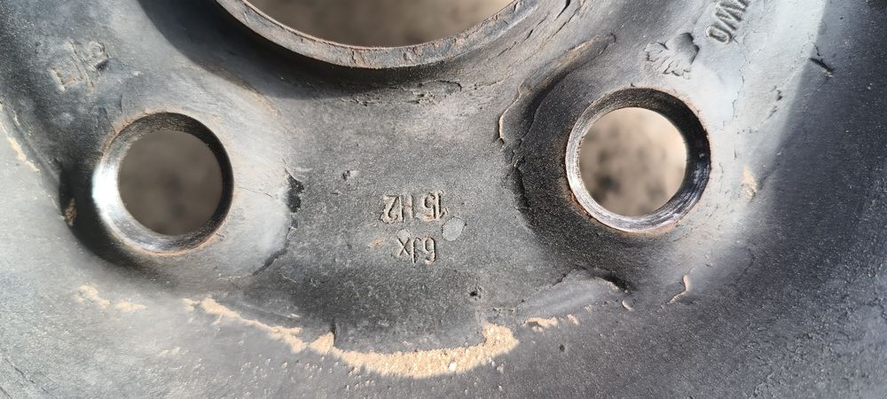 Продам залізні диски з шинами