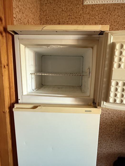 Холодильник Nord 180 см висота