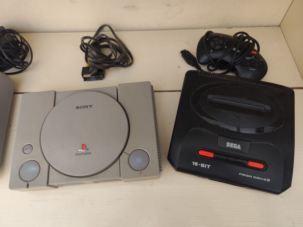 Sega, PlayStation e consola de cartuchos
