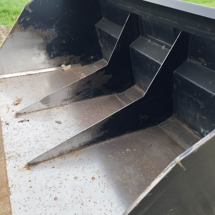 Łyżka łycha objętościowa do zboza 2.8m szer Manitou jcb