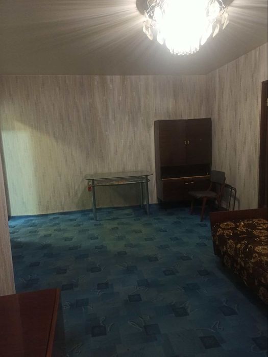 Сдаётся 2х комнатная квартира в центре