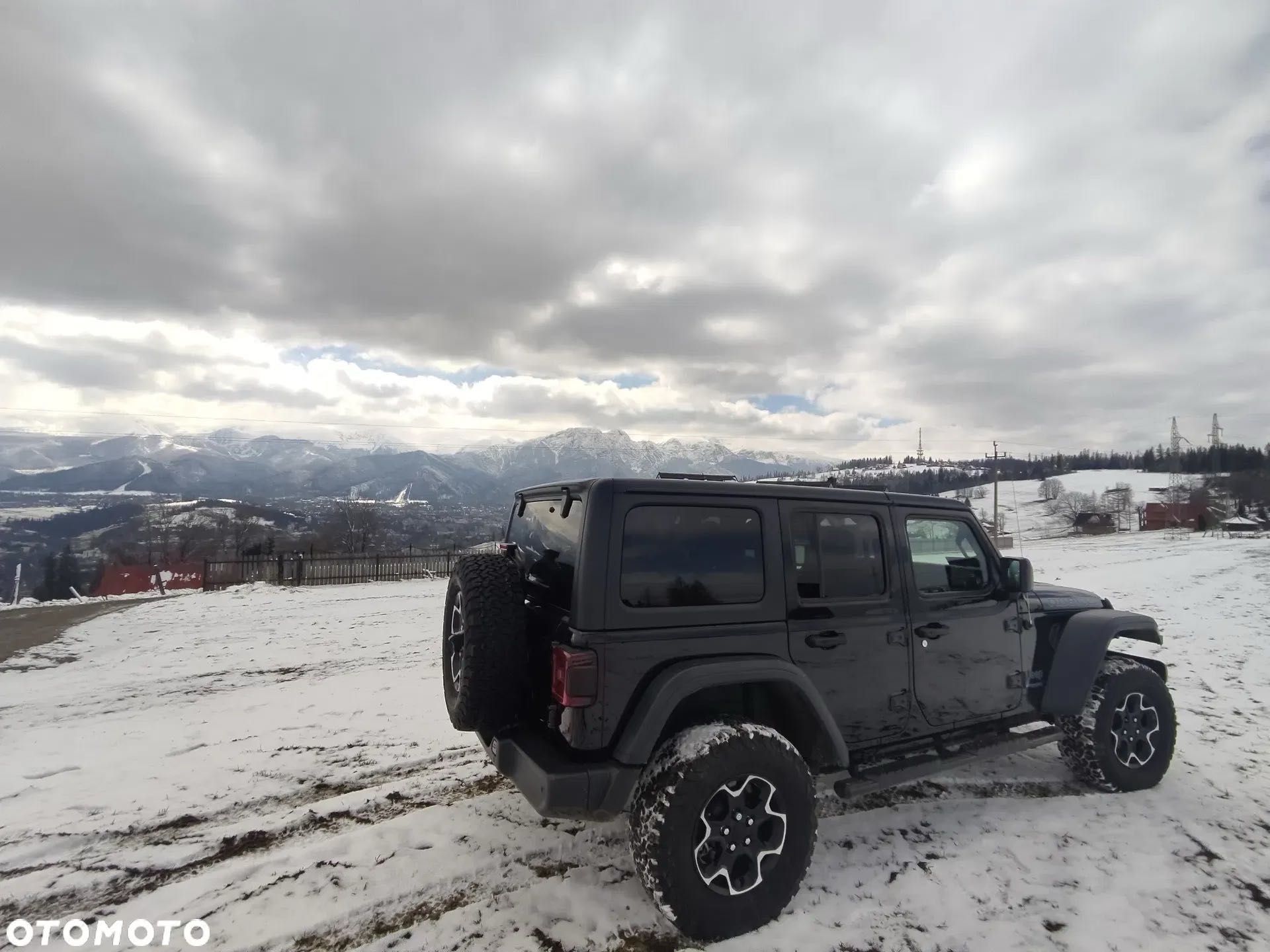 Jeep Wrangler 2021 · 10 500 km · 1 995 cm3 · Hybryda