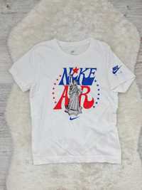 Koszulka T-shirt Nike Air Swoosh Rozmiar 116 - 122 na Wiek 6 a 7 Lat
