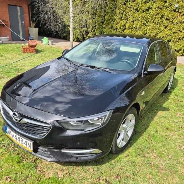Opel Insignia  Grand Sport sprzedam lub zamienię na SUVA .