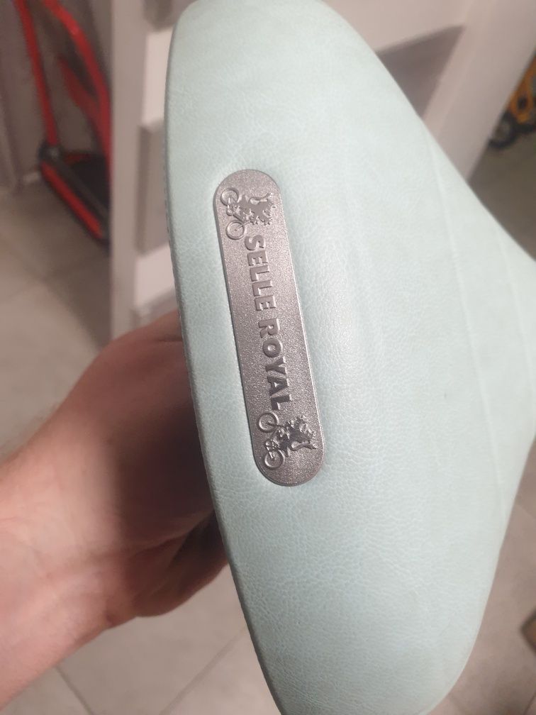 Nowe retro siodełko selle royal, damka holender. Miętowe