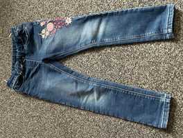 Spodnie jeansowe ocieplane dla dziewczynki rozm. 128 cm