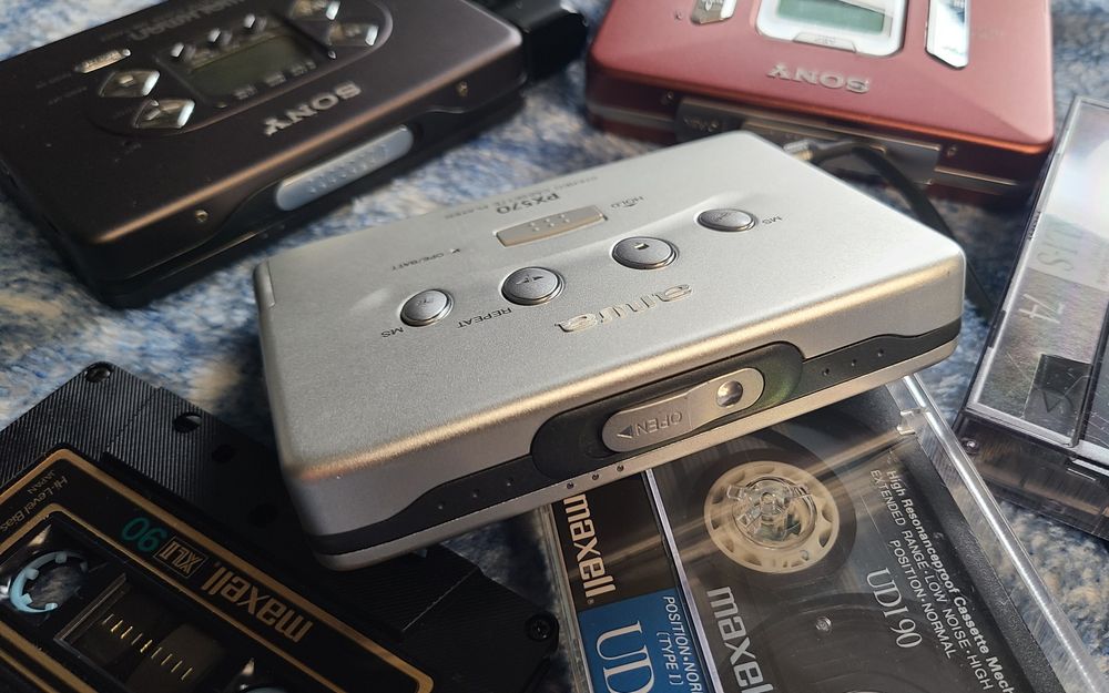 Кассетный плеер AIWA HS-PX570 Made in Japan, Отл. сост., Видео работы.