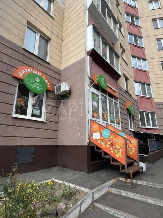 Продаж комерційного приміщення, 65м2, ФАСАД, Київ