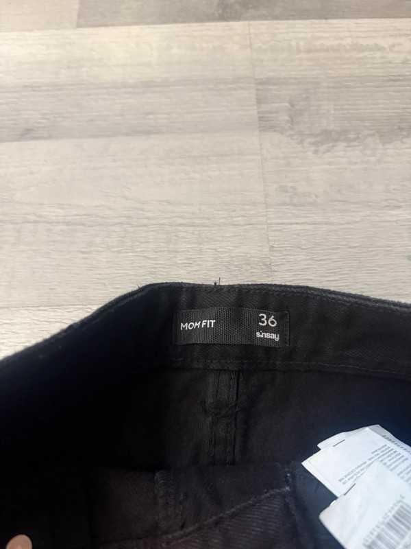 Spodnie szerokie damskie mom fit jeans czarne jeansy 36 S sinsay