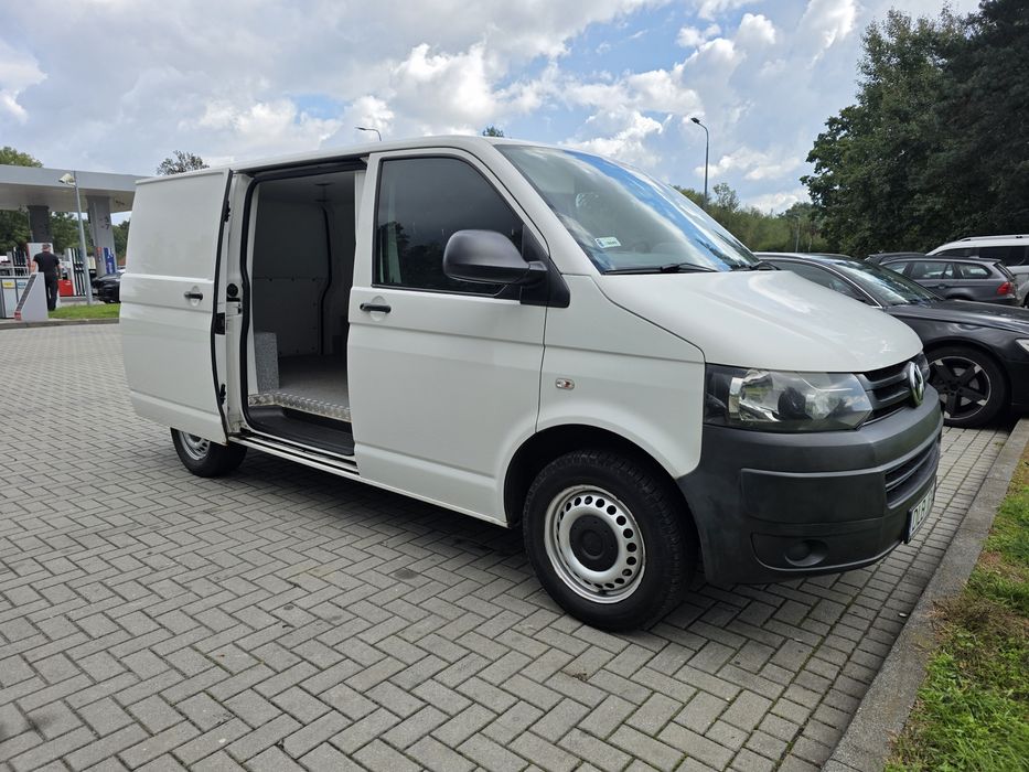 Vw T5 Lift 2.0TDI Chłodnia Ważne opłaty