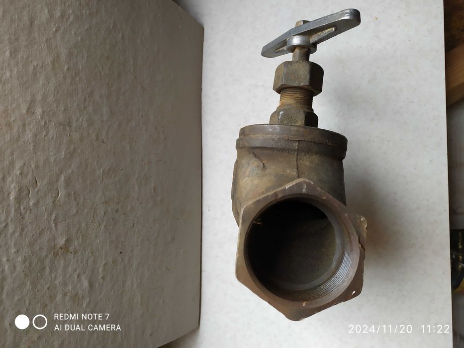 Вентиль чуг. Ду 50 Ру16 новый