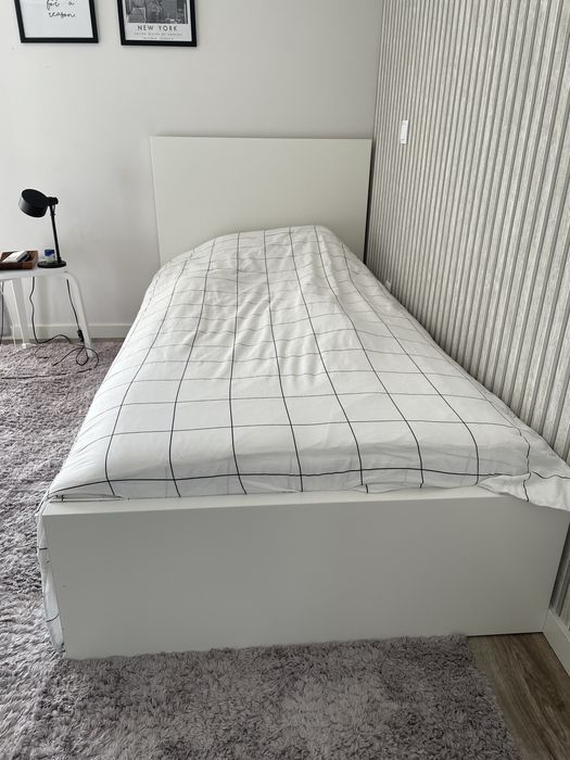 Cama Branca individual modelo MALM