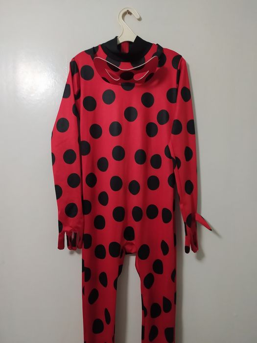 Костюм Леди Баг с париком на 9-10 лет