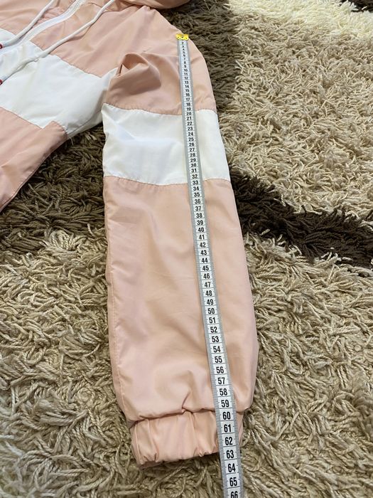 Куртка жіноча